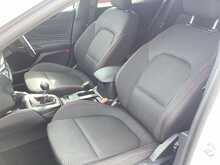 Ford Focus T EcoBoost ST-Line - U44377