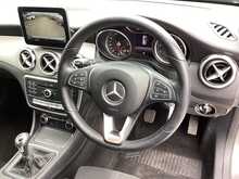 Mercedes-Benz GLA GLA180 Urban Edition - U44381