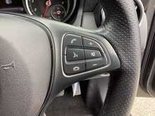 Mercedes-Benz GLA GLA180 Urban Edition - U44381