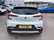 Renault Captur TCe techno - U44392