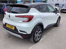 Renault Captur TCe techno - U44392