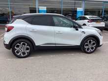 Renault Captur TCe techno - U44392