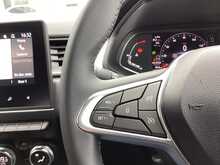 Renault Captur TCe techno - U44392