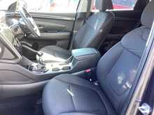 Hyundai TUCSON T-GDi SE Connect - U44394