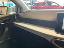 SEAT Arona TSI SE Technology - U44400