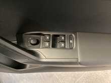 SEAT Arona TSI SE Technology - U44400