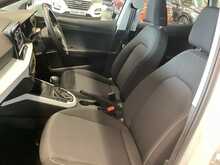 SEAT Arona TSI SE Technology - U44400