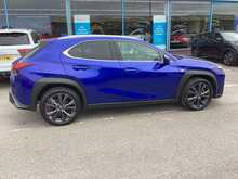 Lexus UX 250h F Sport Design - U44401