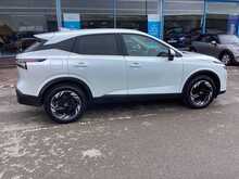 Nissan Qashqai DIG-T MHEV N-Connecta - U44416