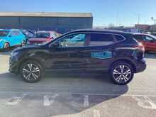 Nissan Qashqai DIG-T N-Connecta - U44420