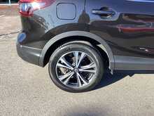 Nissan Qashqai DIG-T N-Connecta - U44420
