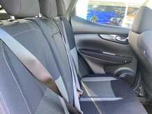 Nissan Qashqai DIG-T N-Connecta - U44420
