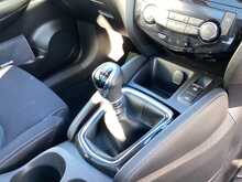 Nissan Qashqai DIG-T N-Connecta - U44420