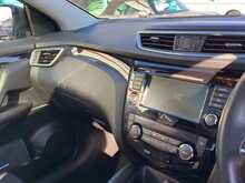 Nissan Qashqai DIG-T N-Connecta - U44420