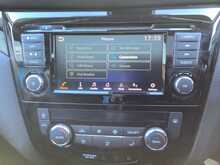 Nissan Qashqai DIG-T N-Connecta - U44420