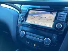 Nissan Qashqai DIG-T N-Connecta - U44420