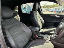 Ford Kuga T EcoBoost ST-Line Edition - U44459