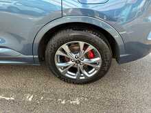 Ford Kuga T EcoBoost ST-Line Edition - U44459