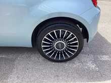 Fiat 500C MHEV Launch Edition - U44466