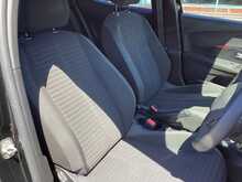 Peugeot 2008 PureTech Active Premium + - U44491