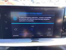 Peugeot 2008 PureTech Active Premium + - U44491