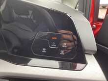 Volkswagen Golf TSI Life - U44497
