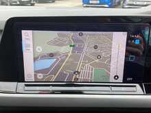Volkswagen Golf TSI Life - U44497