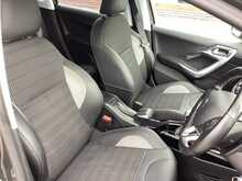 Peugeot 2008 PureTech Allure - U44506