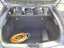 Lexus UX 300e - U44511