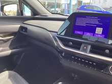 Lexus UX 300e - U44511