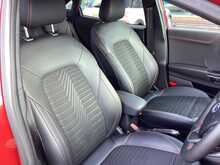 Ford Puma T EcoBoost MHEV ST-Line X - U44512