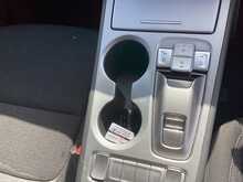 Hyundai KONA SE Connect - U44515