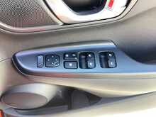 Hyundai KONA SE Connect - U44515