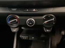Kia Stonic T-GDi 2 - U44516