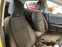Kia Stonic T-GDi 2 - U44516