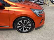 Renault Clio SCe Iconic - U44519
