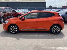 Renault Clio SCe Iconic - U44519