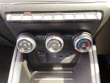 Renault Clio SCe Iconic - U44519