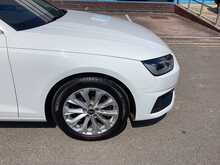 Audi A4 TFSI Technik - U44533