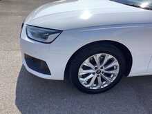 Audi A4 TFSI Technik - U44533