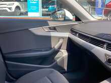 Audi A4 TFSI Technik - U44533