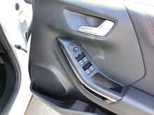 Ford Puma T EcoBoost MHEV ST-Line X - U44534