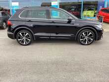 Volkswagen Tiguan TSI R-Line - U44540
