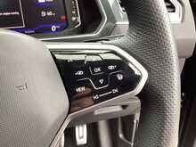 Volkswagen Tiguan TSI R-Line - U44540