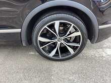 Volkswagen Tiguan TSI R-Line - U44540
