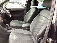Volkswagen Tiguan TSI R-Line - U44540