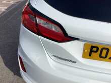 Ford Fiesta T EcoBoost ST-Line - U44554