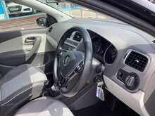 Volkswagen Polo beats - U44569
