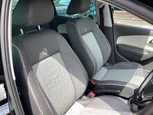 Volkswagen Polo beats - U44569
