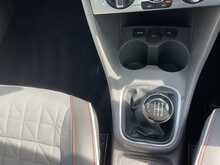 Volkswagen Polo beats - U44569